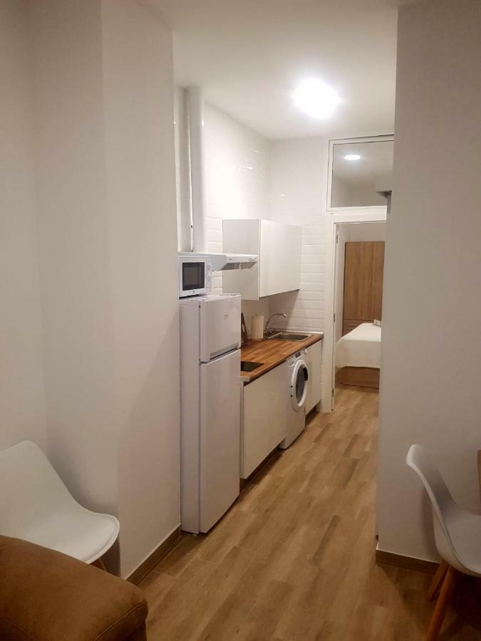 Apartments Naty Beach Malaga Bagian luar foto