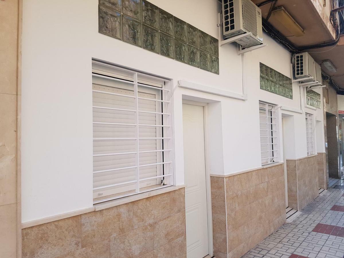 Apartments Naty Beach Malaga Bagian luar foto